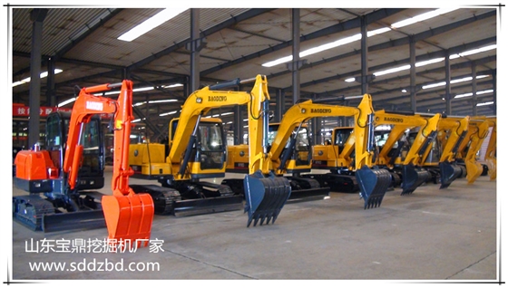 山東寶鼎挖掘機(jī)廠家小型挖掘機(jī)械產(chǎn)品