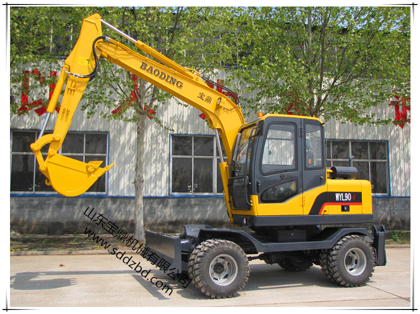 山東寶鼎挖掘機(jī)公司輪式挖掘機(jī)產(chǎn)品