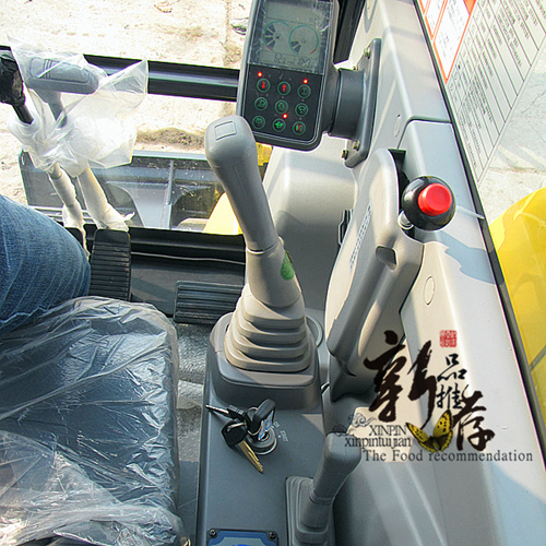 寶鼎小型挖掘機(jī)65型號(hào)