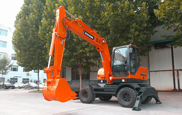 寶鼎輪式挖掘機95車型.jpg
