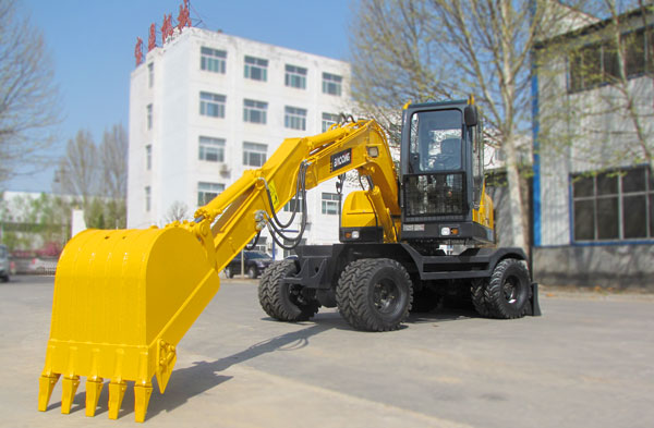 寶鼎輪式挖掘機(jī)80.jpg
