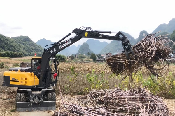 寶鼎高端輪式抓木機95型號
