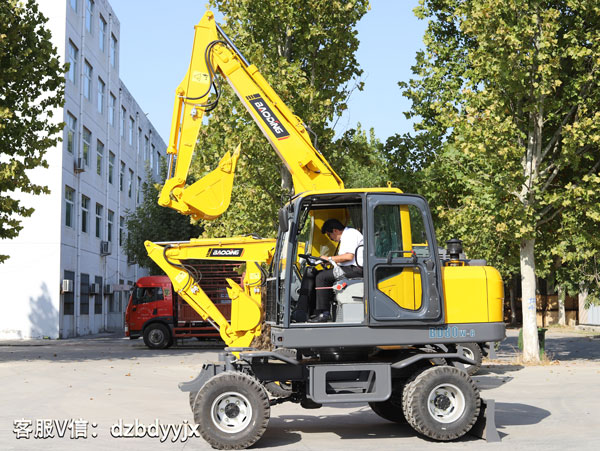 寶鼎輪式挖掘機80車型.jpg