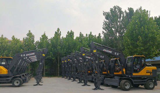 寶鼎輪式挖掘機廠家.jpg