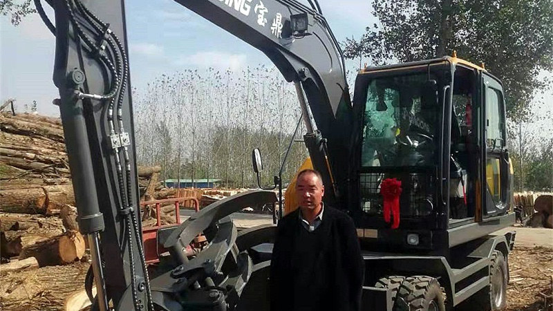 河南抓木機(jī)銷售寶鼎BD95抓木機(jī)型號(hào)